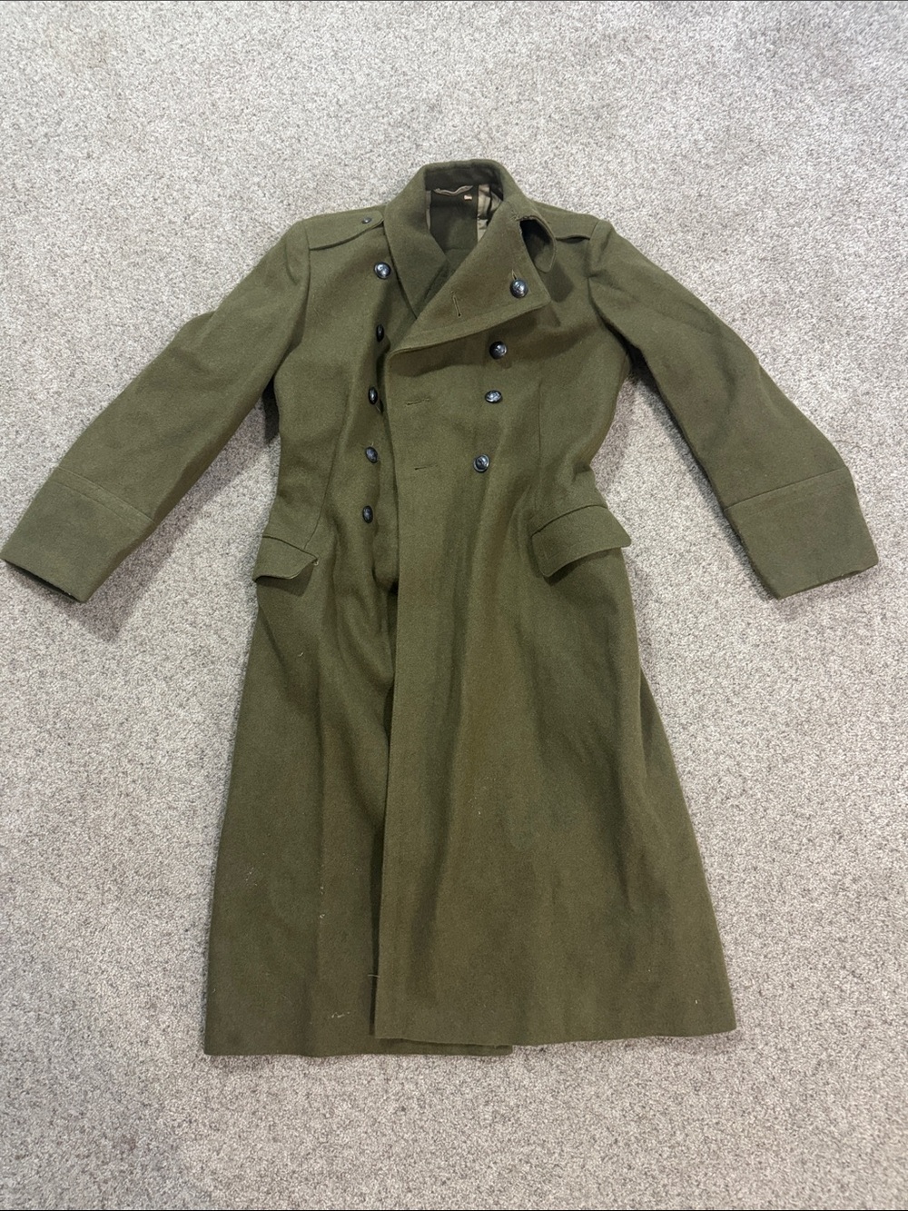 Men's Double-Breasted Wool Military Style Long Trench Coat — Olive Green